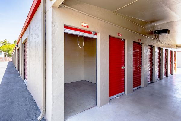 Security Public Storage - 506 El Rancho Dr