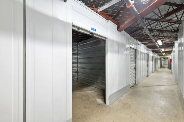 Security Public Storage - 540 W Foothill Blvd
