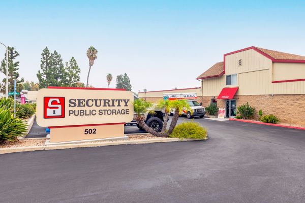 Security Public Storage - 502 Apollo St