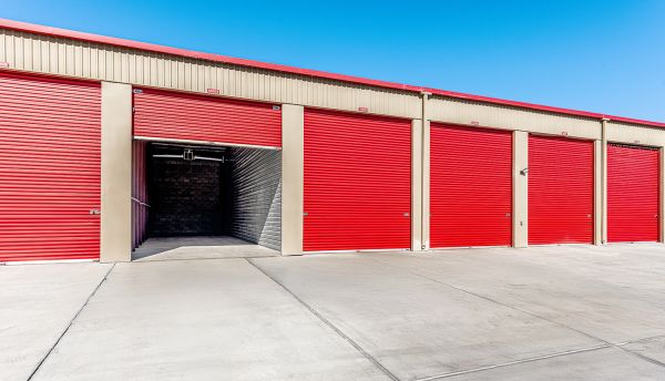 Security Public Storage - 39505 Berkey Drive