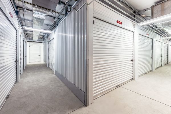 Security Public Storage - 39505 Berkey Drive
