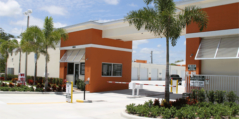 Self Storage USA - 1950 Banks Rd
