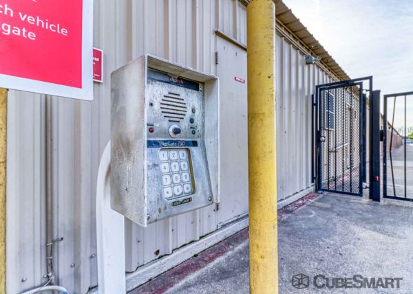 CubeSmart Self Storage - Saginaw - 419 N Saginaw Blvd - 419 N Saginaw Blvd