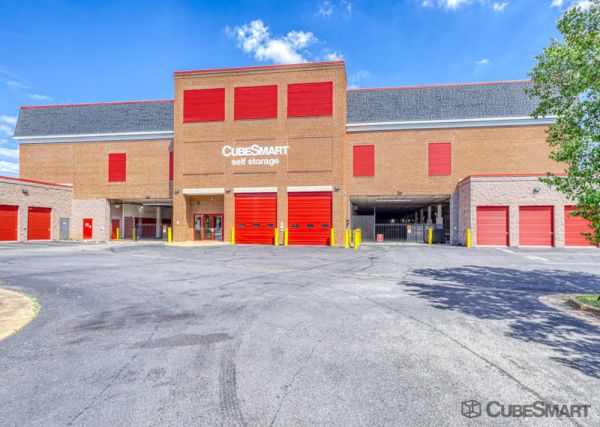 CubeSmart Self Storage - Fairfax - 3179 Draper Dr