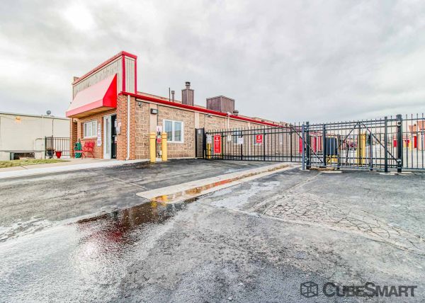 CubeSmart Self Storage - Denver - 1733 S Wadsworth Blvd - 1733 S Wadsworth Blvd