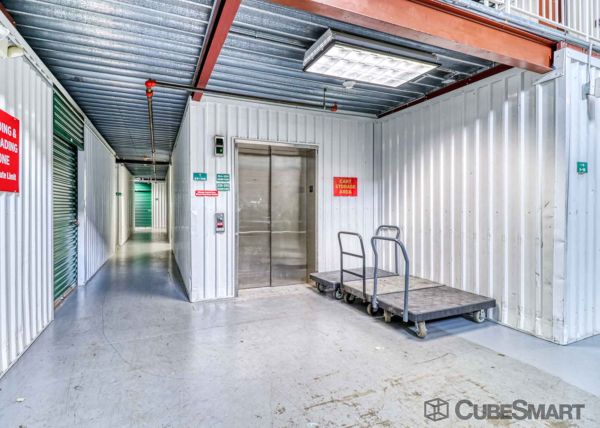 CubeSmart Self Storage - Somerset - 57 Veronica Ave - 57 Veronica Ave