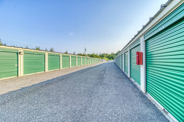 Storage Ward - 1420 New Jersey 50