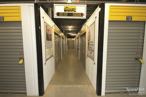 Safeguard Self Storage - Darien - 8131 Lemont Road