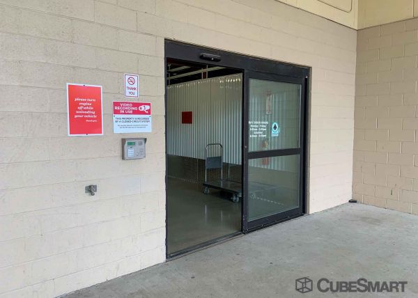 CubeSmart Self Storage - Evanston - 2484 Oakton Street