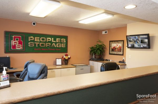 Peoples Storage - Everett - 7909 Broadway
