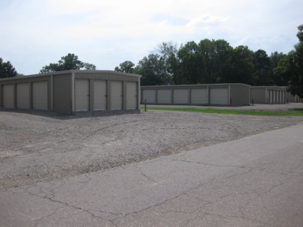 South Side Storage - Paris - 1020 South Elm Street - 1020 South Elm Street