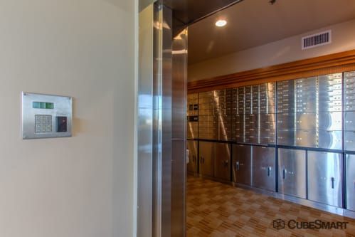 CubeSmart Self Storage - Chandler - 2414 S Gilbert Rd - 2414 S Gilbert Rd