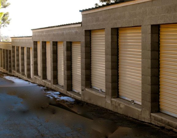 ABC Mini Storage - 4440 N Cummings St