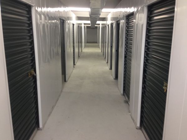 Affordable Mini Storage - Roanoke - 1250 Lee Highway - 1250 Lee Highway