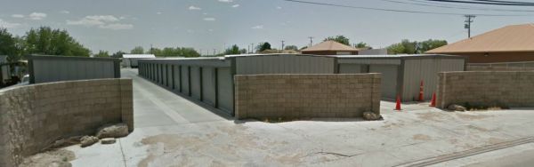 DSC Self Storage - 2217 West Texas Street