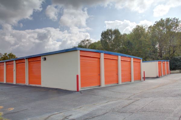 StorageMax - Metro Center - 4565 Lynch Street Ext