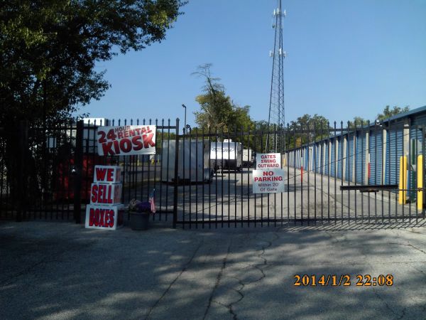 Ameri-Stor Self Storage of Brownsburg - 1410 North Green Street