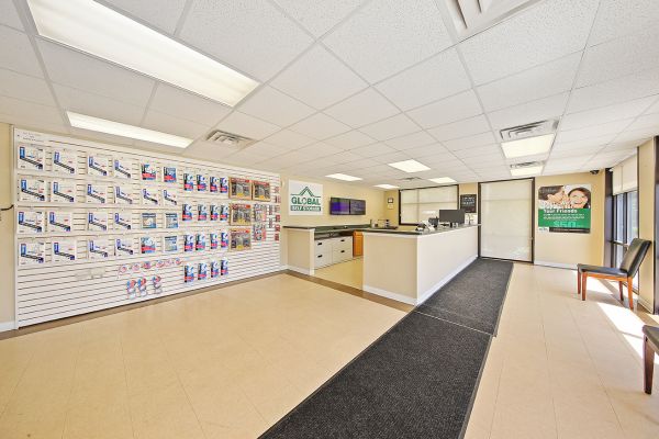 Global Self Storage - Dolton - 14900 Woodlawn Avenue