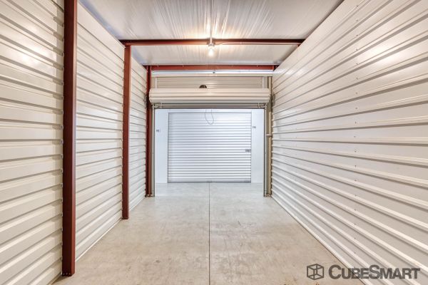 CubeSmart Self Storage - Humble - 7707 North Sam Houston Parkway East - 7707 North Sam Houston Parkway East