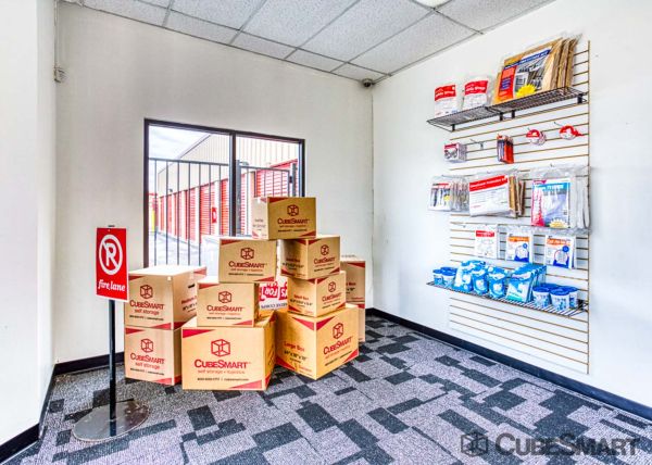 CubeSmart Self Storage - Houston - 11616 Beamer Road - 11616 Beamer Road
