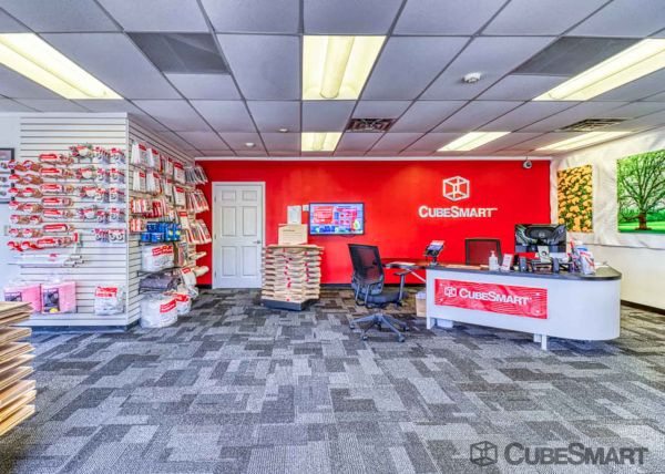 CubeSmart Self Storage - Houston - 7017 Almeda Rd - 7017 Almeda Rd