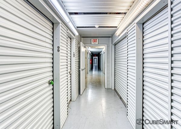 CubeSmart Self Storage - Pearland - 10401 Broadway Street - 10401 Broadway Street