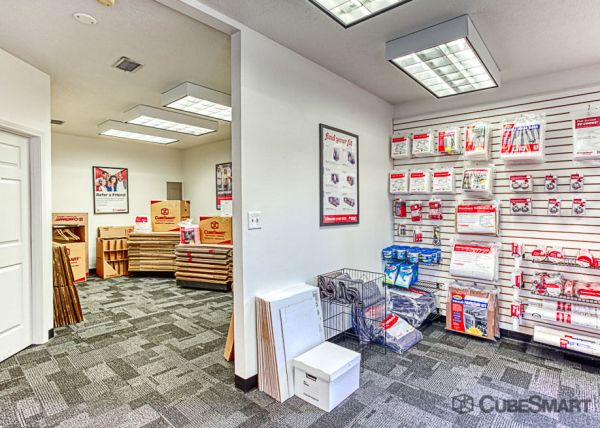 CubeSmart Self Storage - Pearland - 10401 Broadway Street - 10401 Broadway Street