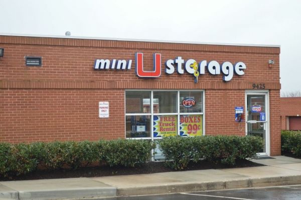 Mini U Storage - Columbia - 9425 Snowden River Pkwy