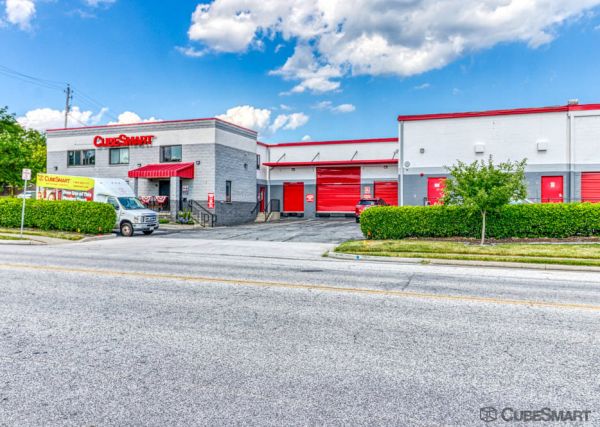 CubeSmart Self Storage - Timonium - 16 w Aylesbury Rd