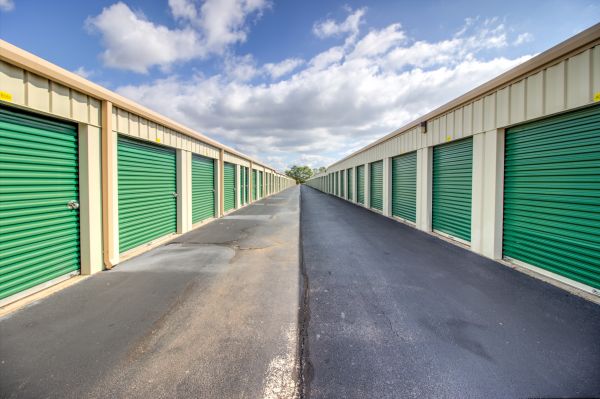 North Parkway Mini Storage - 10132 North Memorial Parkway