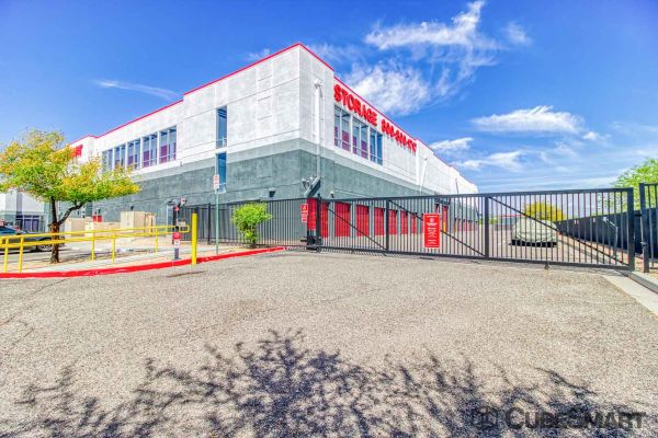 CubeSmart Self Storage - Phoenix - 2680 E Mohawk Ln - 2680 E Mohawk Ln