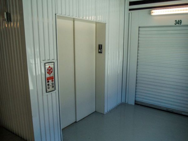 American Flag Self Storage - Santa Fe Drive - 2108 Jacks Ford Drive