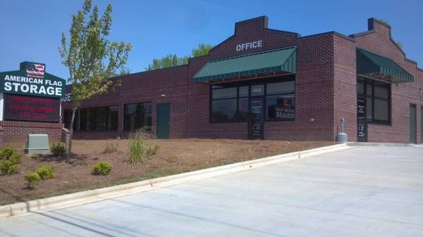 American Flag Self Storage - Reynolda Road - 3815 Reynolda Road
