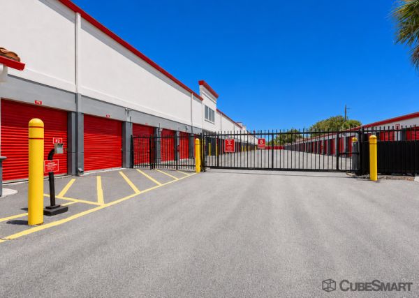 CubeSmart Self Storage - Lake Worth - 1519 N Dixie Hwy - 1519 N Dixie Hwy