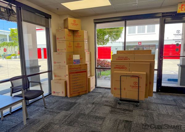 CubeSmart Self Storage - Lake Worth - 1519 N Dixie Hwy - 1519 N Dixie Hwy