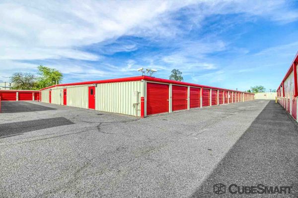 CubeSmart Self Storage - Surprise - 15821 North Dysart Road - 15821 North Dysart Road