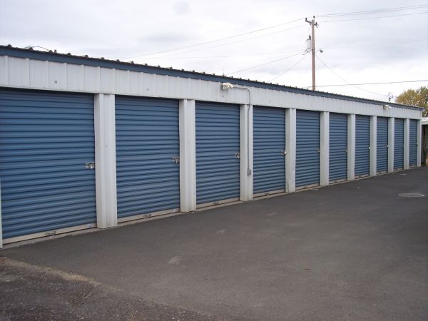 Milton Freewater $30 Mini Storage - 50 Ward Street