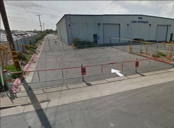 Lien Storage - 304 West E Street