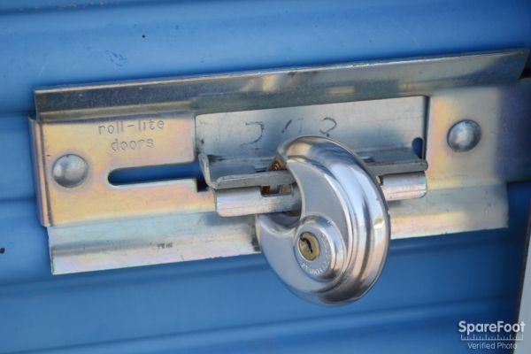 Glendale Storage Company - 13982 North 67th Avenue