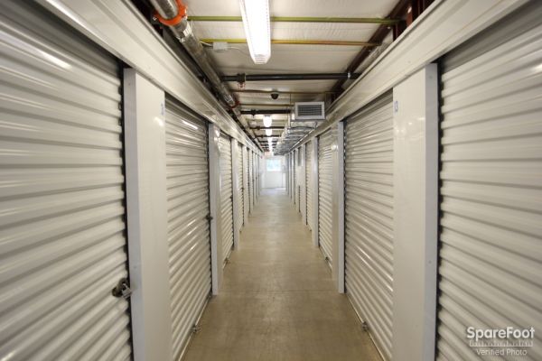 Glendale Storage Company - 13982 North 67th Avenue