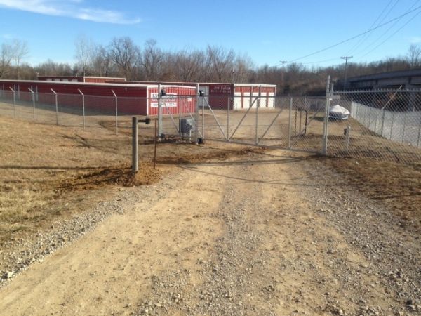 Knob Creek Self Storage - 1102 West Mcpherson Street