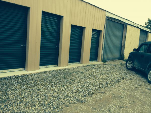 Hillview Storage - 12030 Cadiz Rd