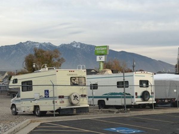 Extra Space Storage - 8021 - Taylorsville - W 6020 S - 1740 West 6020 South