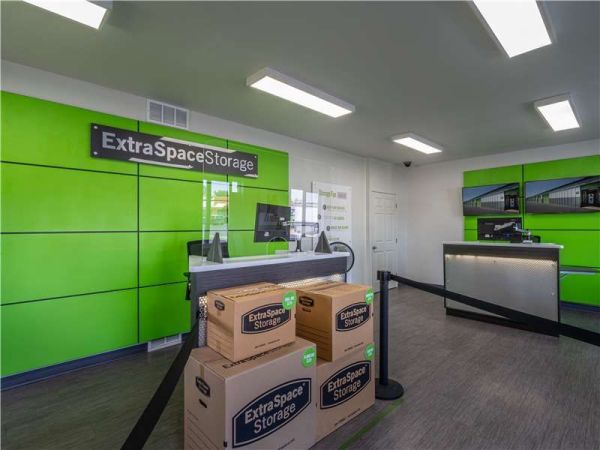 Extra Space Storage - 1095 - Stockton - Jamestown - 55 East Jamestown Street