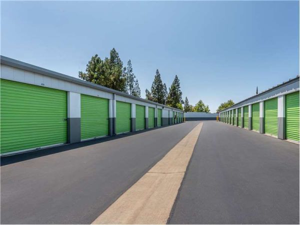Extra Space Storage - 1095 - Stockton - Jamestown - 55 East Jamestown Street