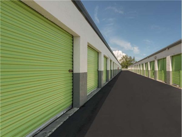 Extra Space Storage - 1065 - West Palm Beach - Forest Hill Bl - 3455 Forest Hill Boulevard
