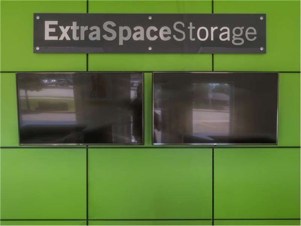 Extra Space Storage - 1065 - West Palm Beach - Forest Hill Bl - 3455 Forest Hill Boulevard