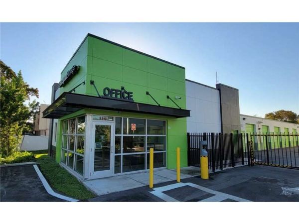 Extra Space Storage - 1067 - Miami - SW 72nd Street - 8890 Southwest 72nd Street