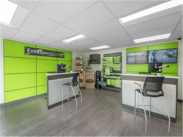 Extra Space Storage - 1074 - Denver - E 40th Ave - 11855 East 40Th Avenue