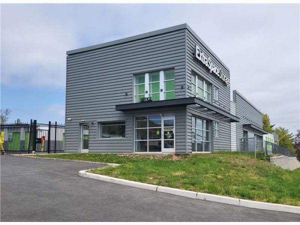 Extra Space Storage - 1115 - Edison - Oak Tree Rd - 1660 Oak Tree Road